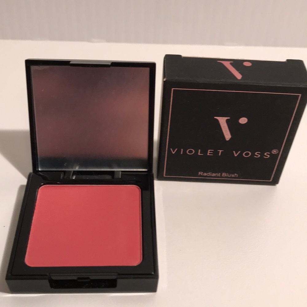 Violet Voss radiant Blush in make me blush NEW